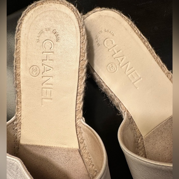 Worn only one time. It’s in very good condition without box and tags. - Picture 3 of 5